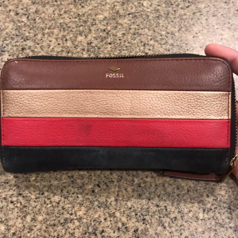 Multicolored fossil wallet